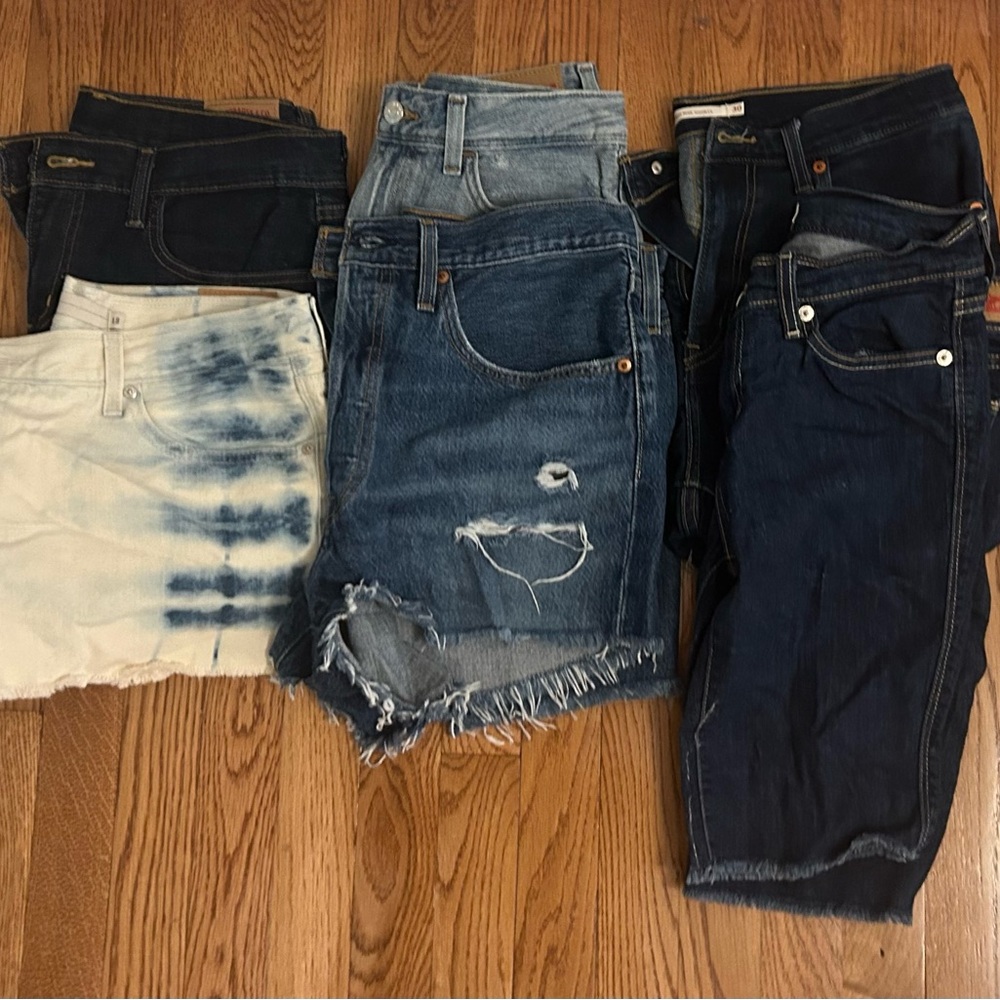 🔥🔥6 Pairs of Levi's Women's Jean Shorts - Dark Blue, Li Wash, Med Wash & Tie Dye